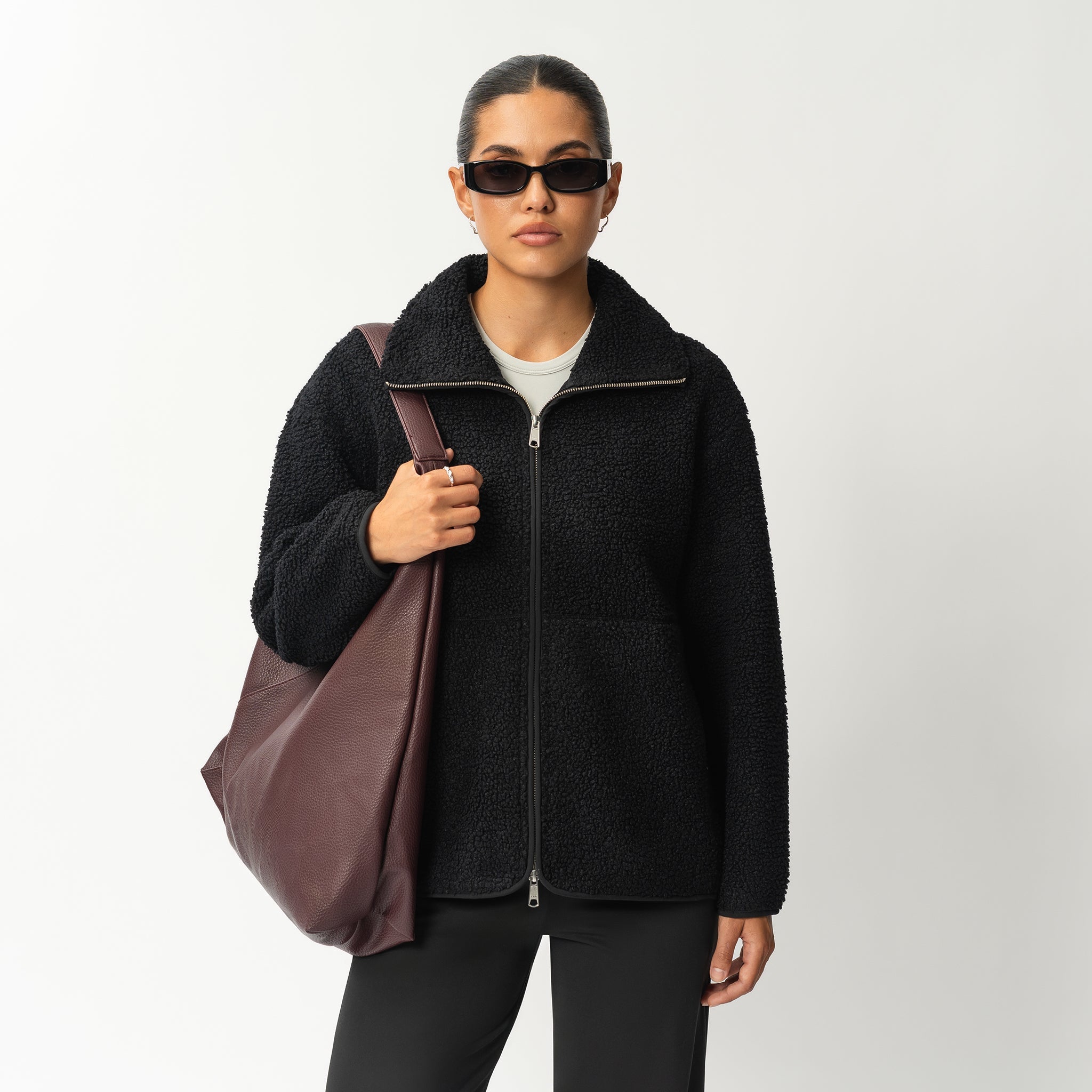 FLEECEJAKKE – KOSELIG KOMFORT MØTER ELEGANT STIL