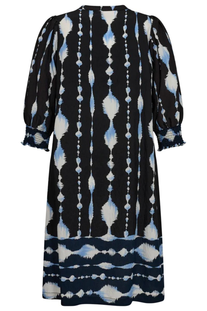 Aby Dress | Black W. Navy Blazer | Kjole fra Freequent