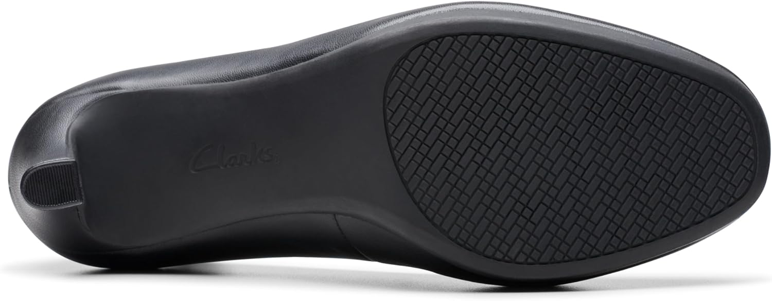 Damensandaler i svart skinn med blokkhæl | trendy komfortable sommersko must-have