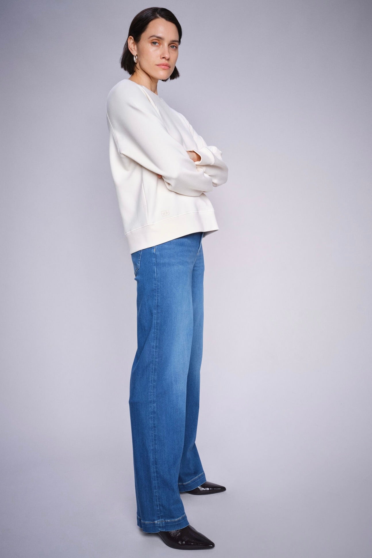 Abello O-LS Basic Sweatshirt | Ecru | Sweats fra Mos Mosh