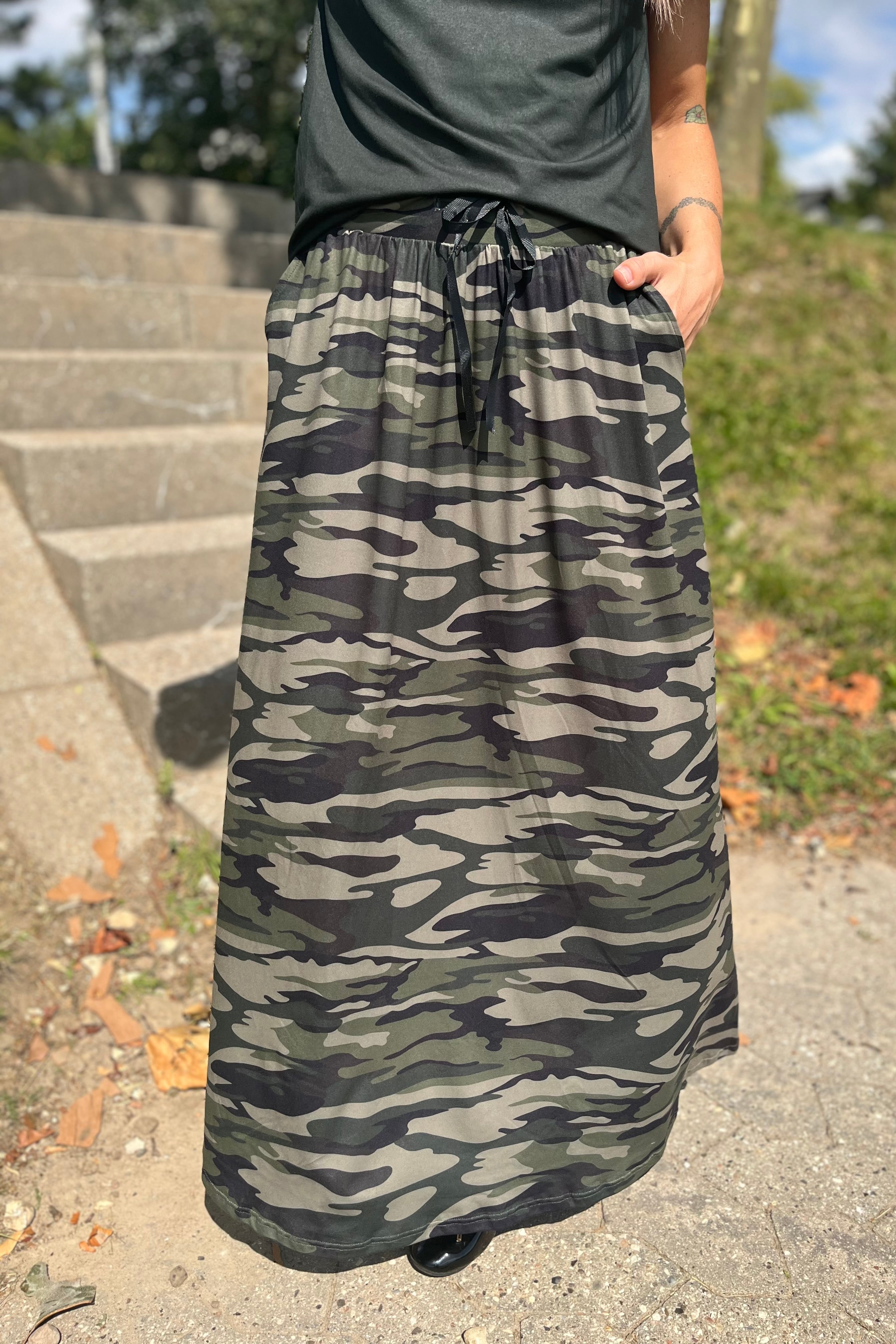 Alma Loose Skirt | Dusty Camo | Nederdel fra Liberté