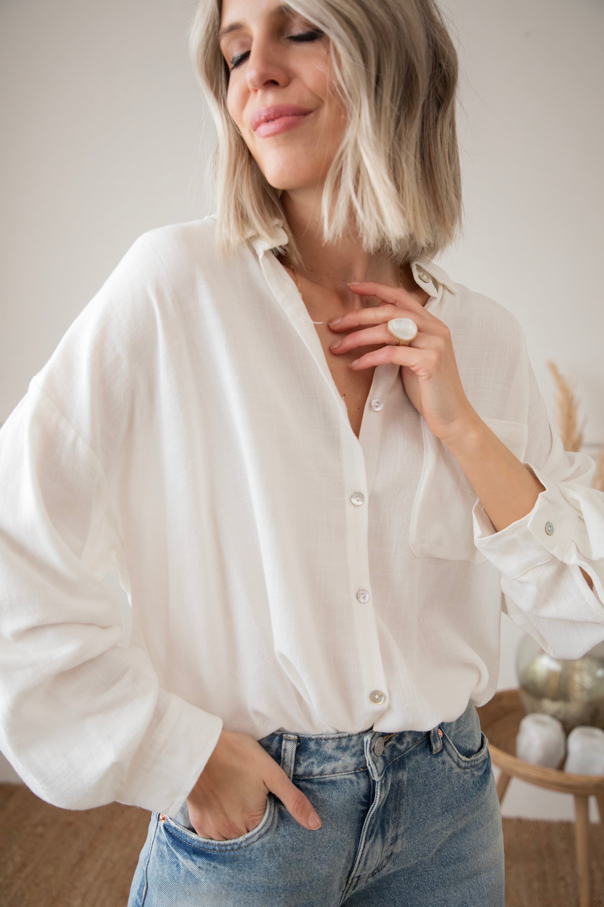 LØS LINBLUSE – BEIGE | OVERSIZE TRENDY SOMMERBLUSSE