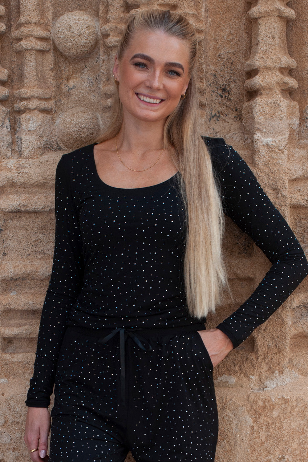 Alma Ls Turn Top | Black Simili | Vendbar bluse fra Liberté