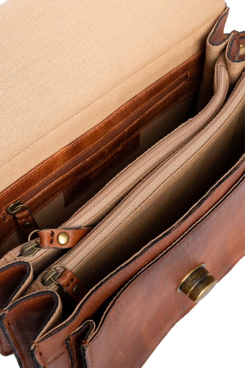 Alba Big | Walnut | Crossover fra Re:designed