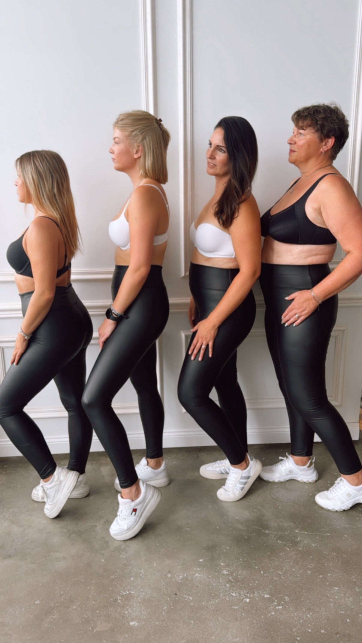 LEGGINGS I SKINNLOOK – SVART