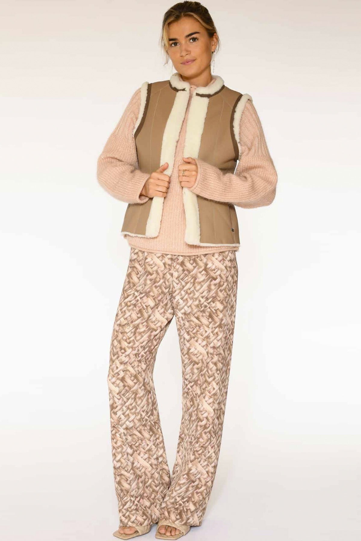 Abena Shearling waistcoat | Super Neutral | Vest fra Gustav