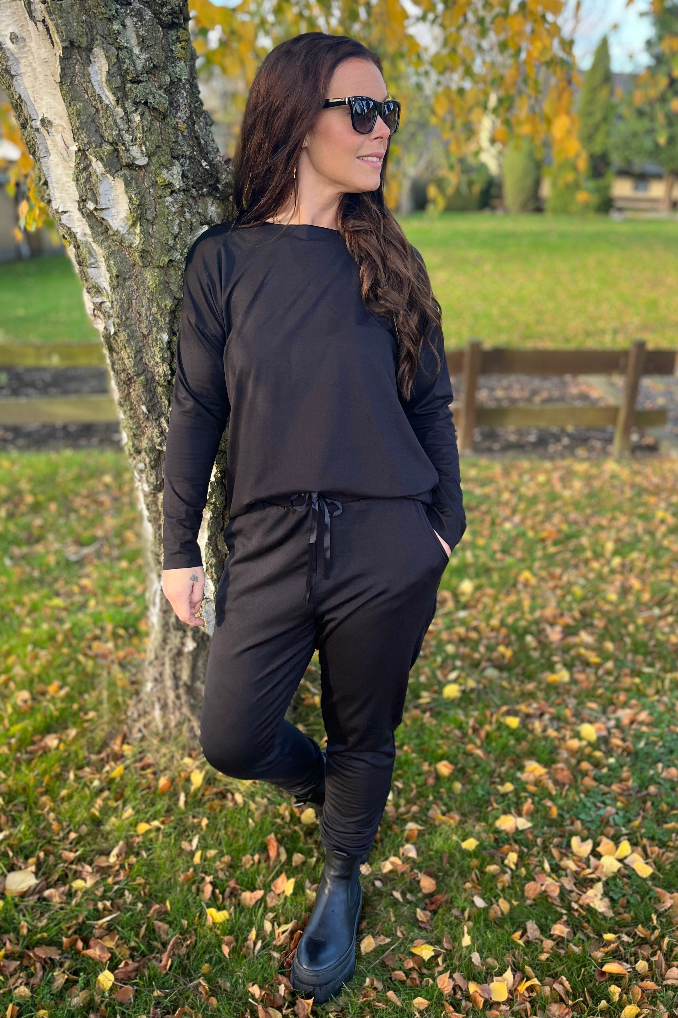 Alma LS Top (Fleece) | Black | Fleece bluse fra Liberté