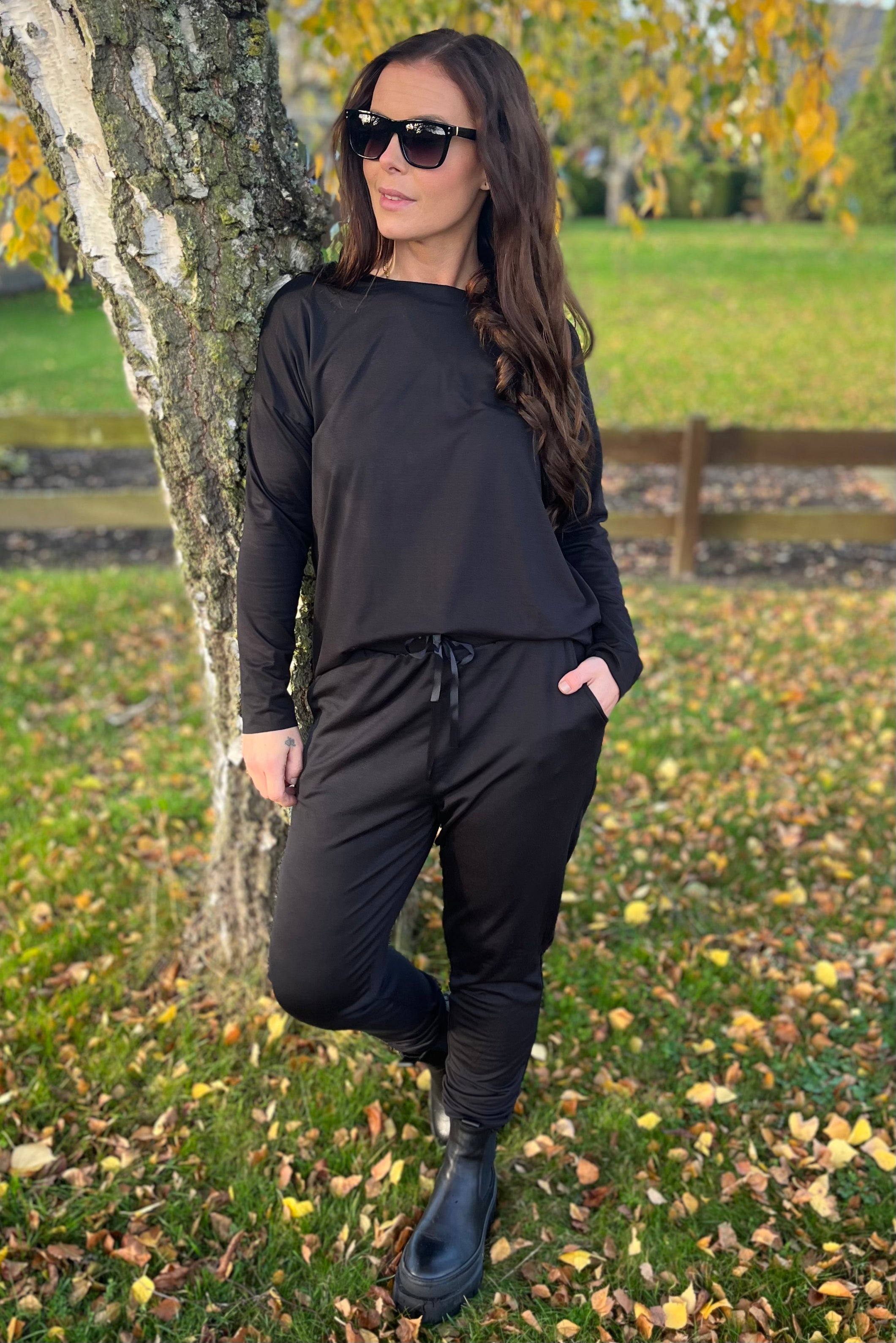 Alma Pants (Fleece) | Black | Fleece løse bukser fra Liberté