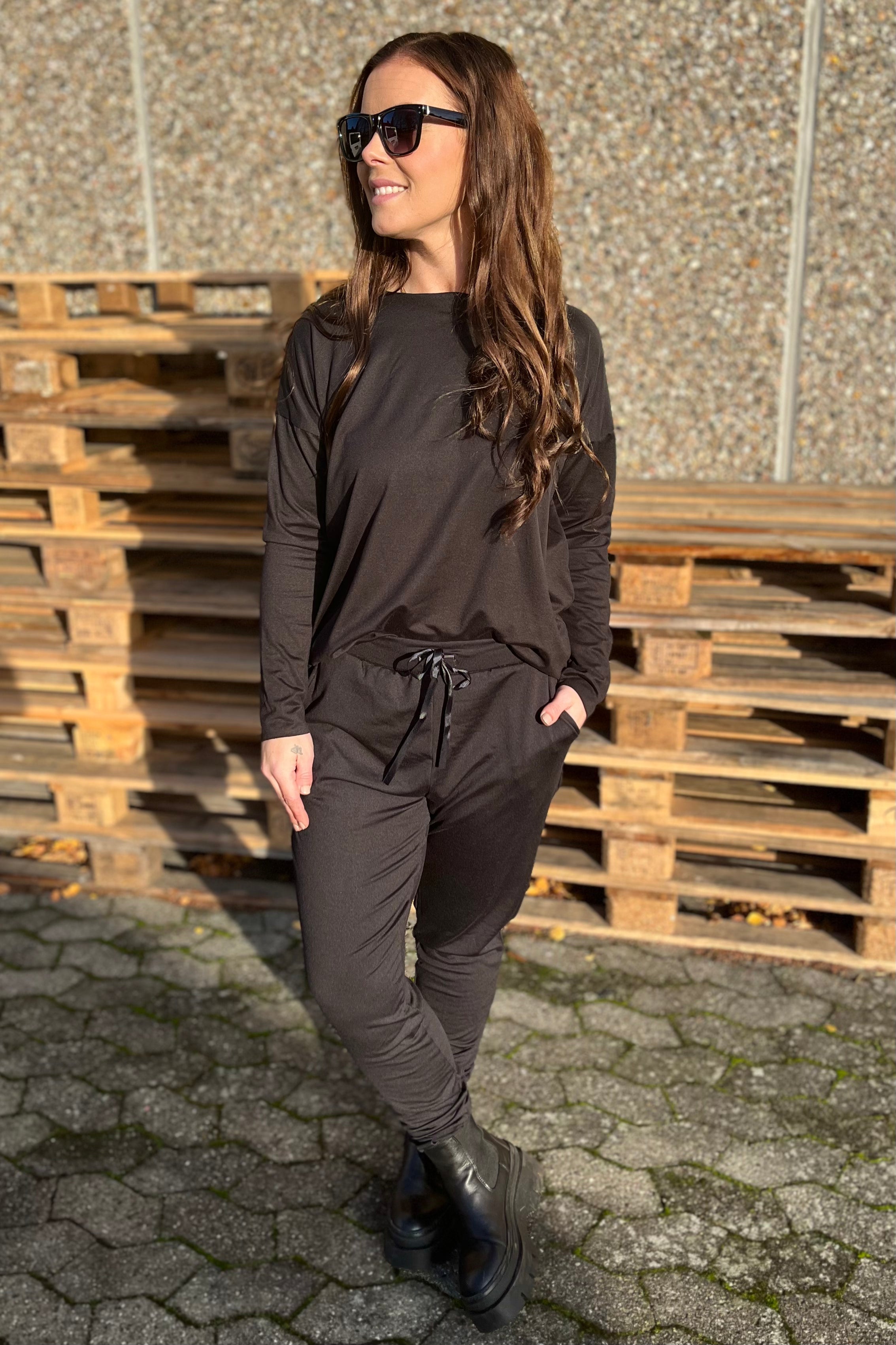 Alma Pants (Fleece) | Black | Fleece løse bukser fra Liberté