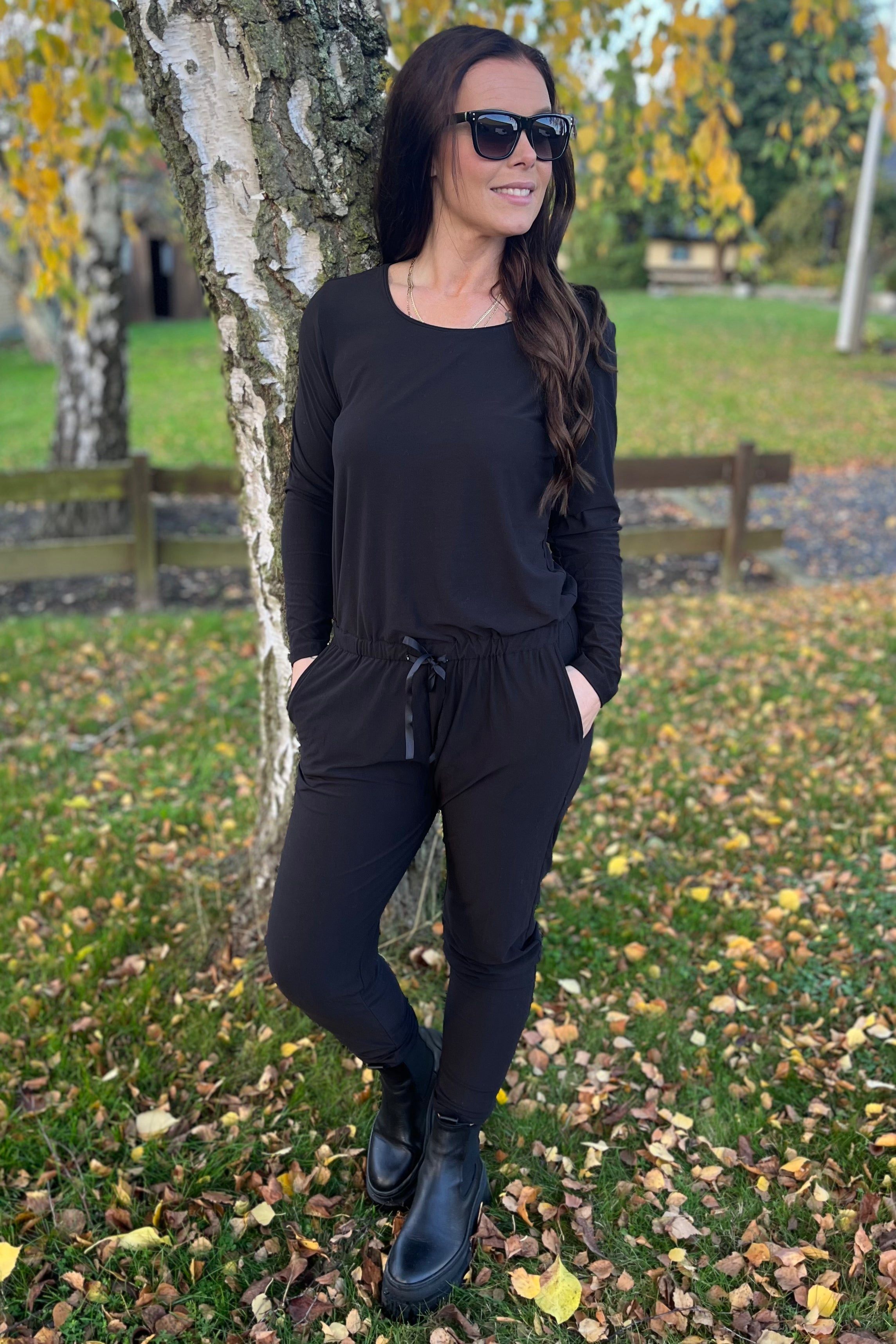 Alma LS Jumpsuit | Black | Buksedragt fra Liberté