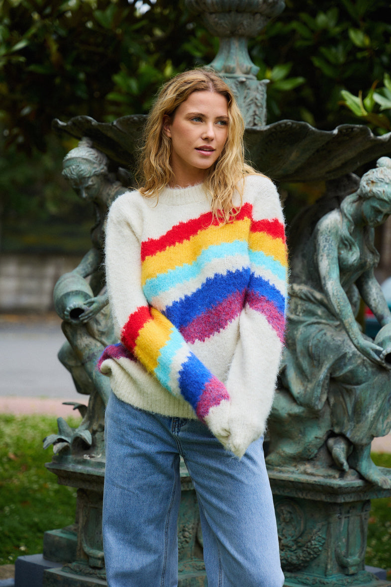 90s Rainbow Sweater | Strik fra Avery