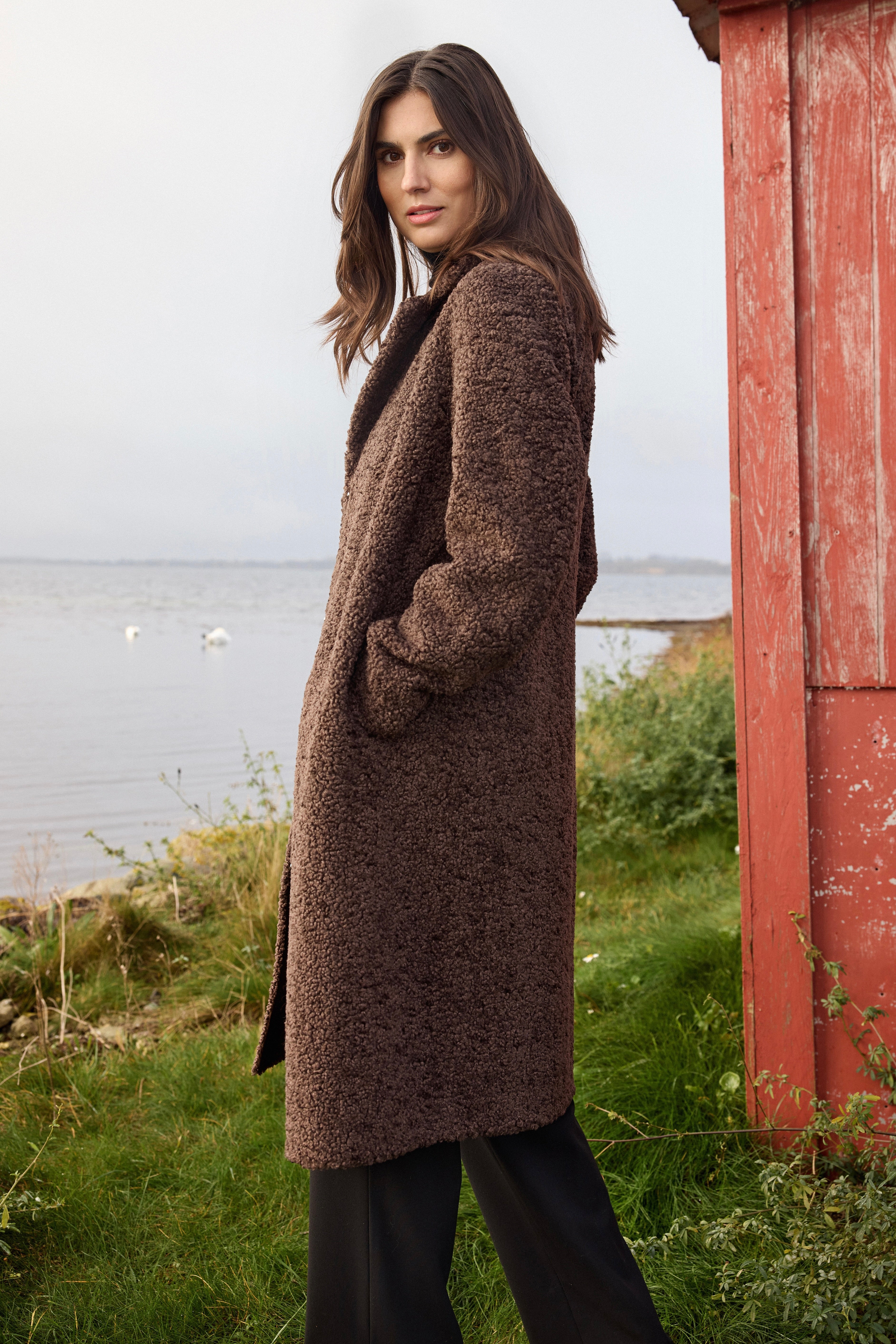 Addy FF Long Teddy Coat | Brun | Frakke fra French Laundry
