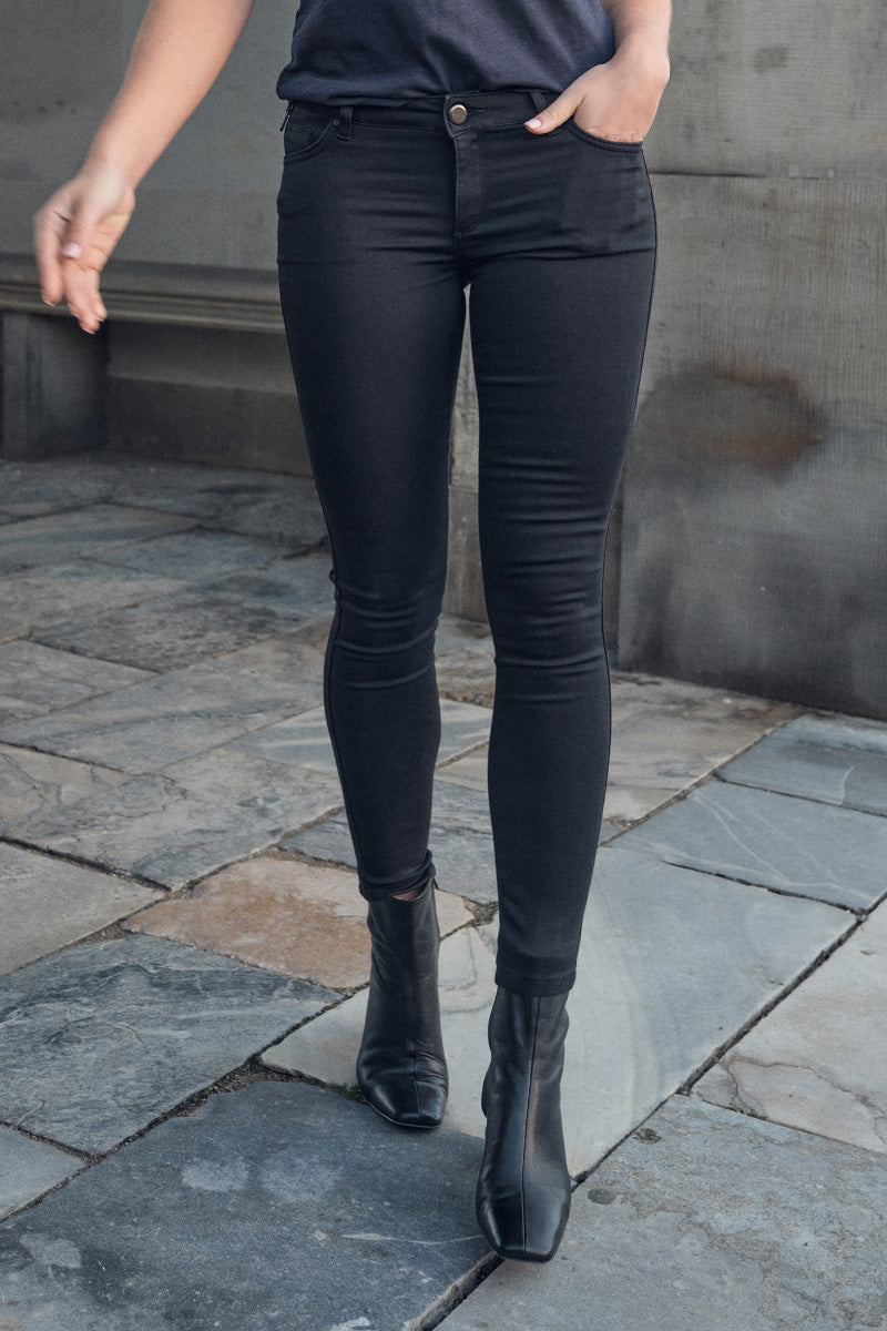ALLI CORE JEANS | Sort | Jeans fra Mos Mosh