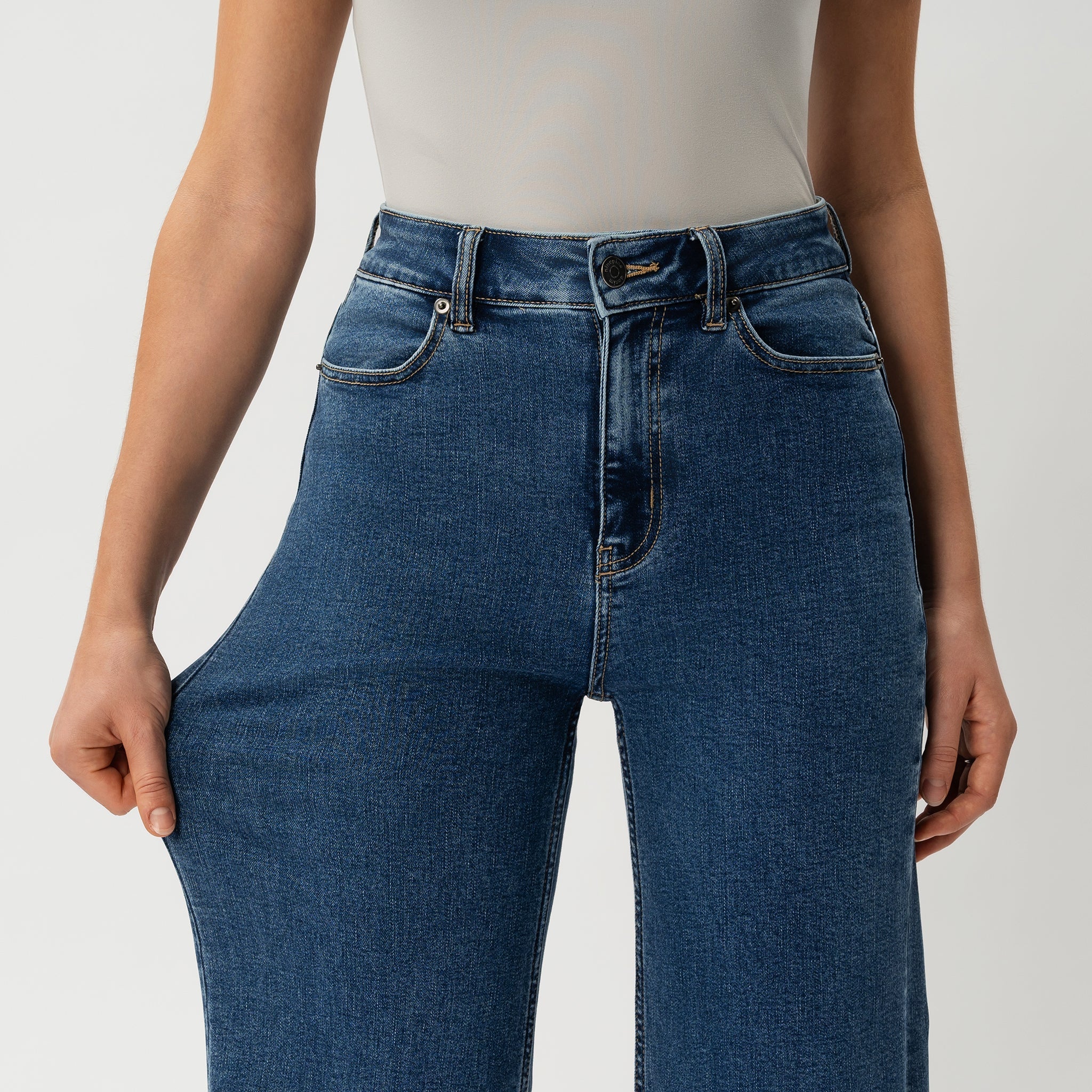 Avslappet comfortdenim jeans | oversize trendy denim for dame