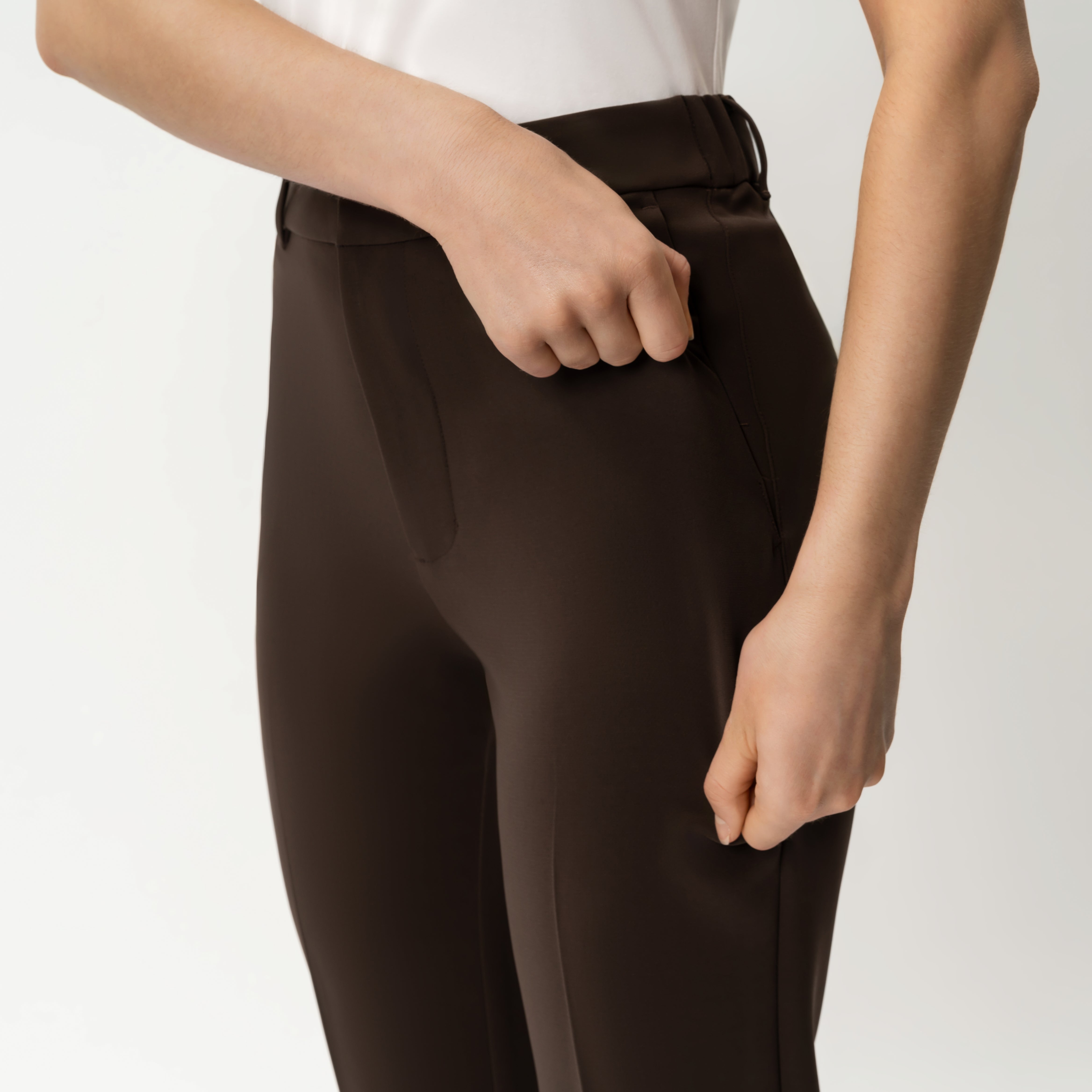 Crepe slimfit bukse | trendy chic loungebukse for dame