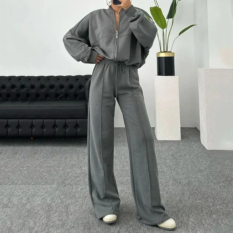 GULV | DAMER TRENINGSETT 2-DELT – TRENDY JOGGEDRESS OG LONGWEAR