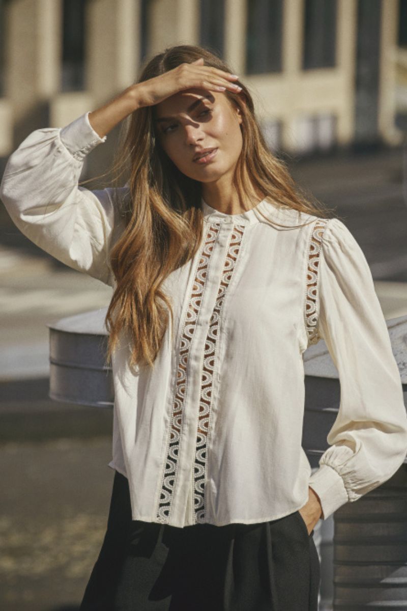 Aila Lace Shirt 35867 | Off white | Bluse fra Co'couture