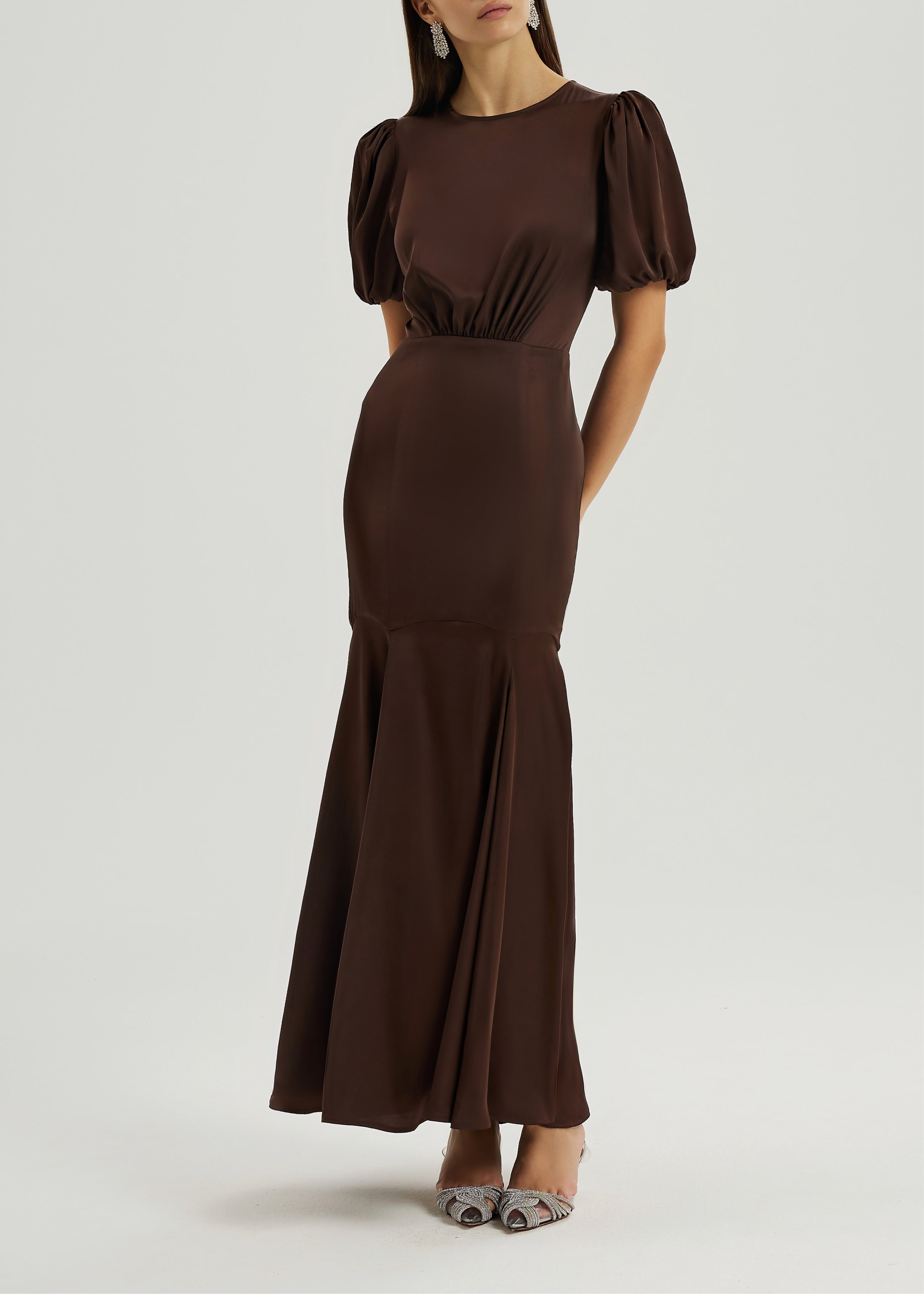 Sidney Sateng Maxikjole med Peplum | Kakao