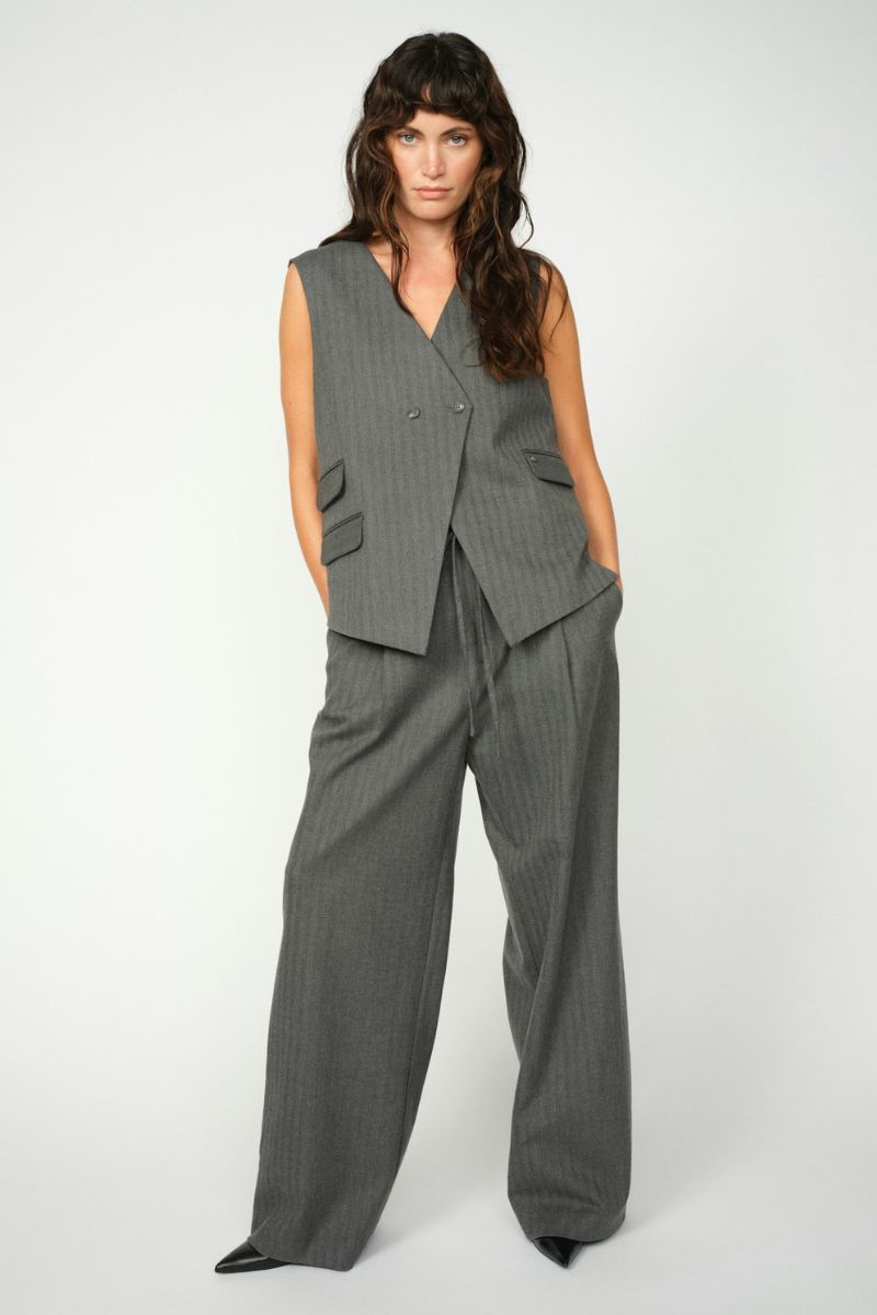 Alize Monrose Vest | Phantom | Vest fra Mos Mosh