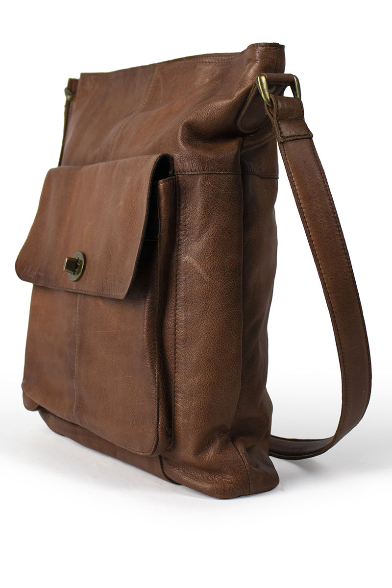 1656 Urban | Walnut | Crossover fra Re:designed