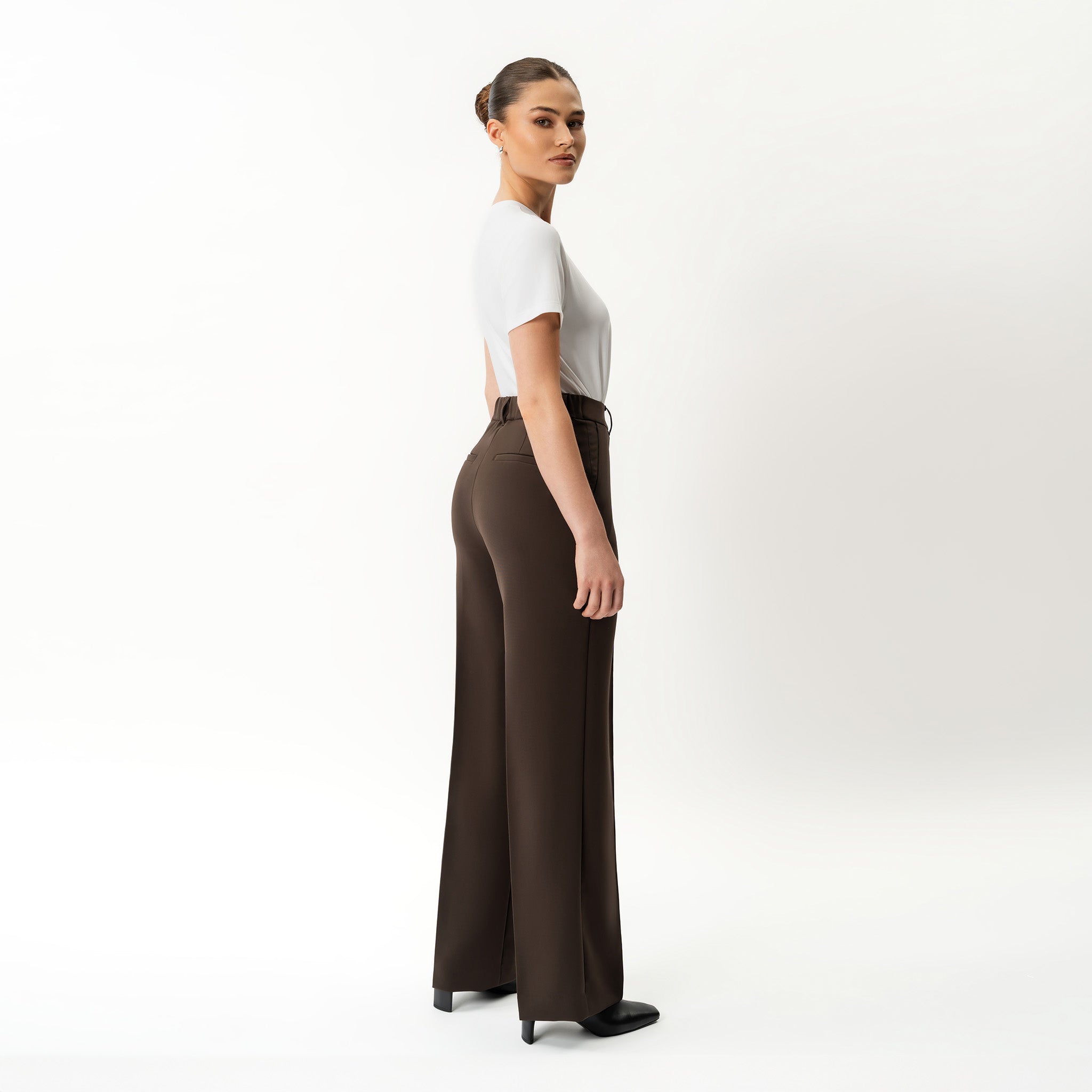 CREPE AVSLAPPET BUKSE | OVERSIZE COSY LOUNGEBUKSE TREND 2025