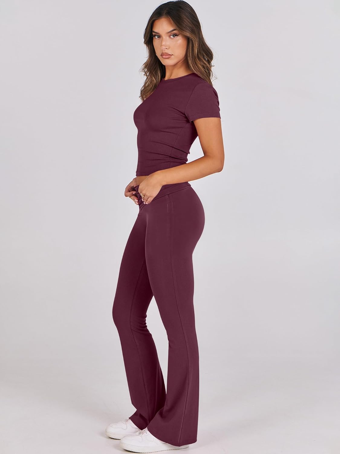 ANRABESS DAME LONGWEAR – TRENDY 2-DELT SETT MED FLAREBUKSE &amp; CROP TOP