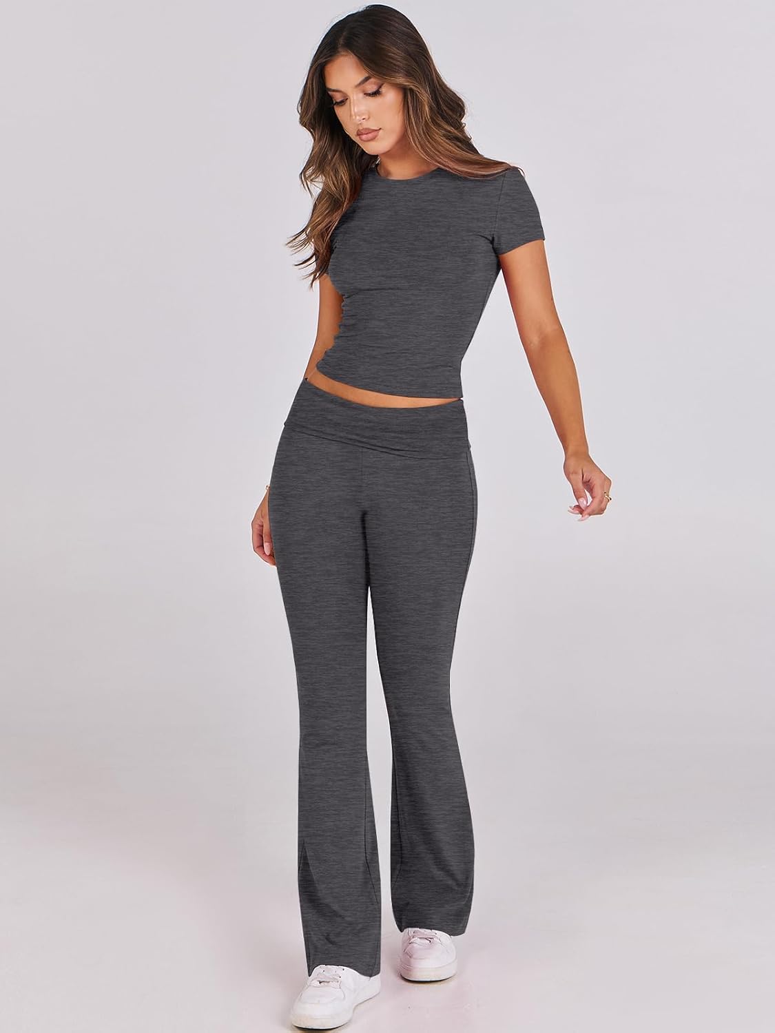 ANRABESS DAME LONGWEAR – TRENDY 2-DELT SETT MED FLAREBUKSE &amp; CROP TOP
