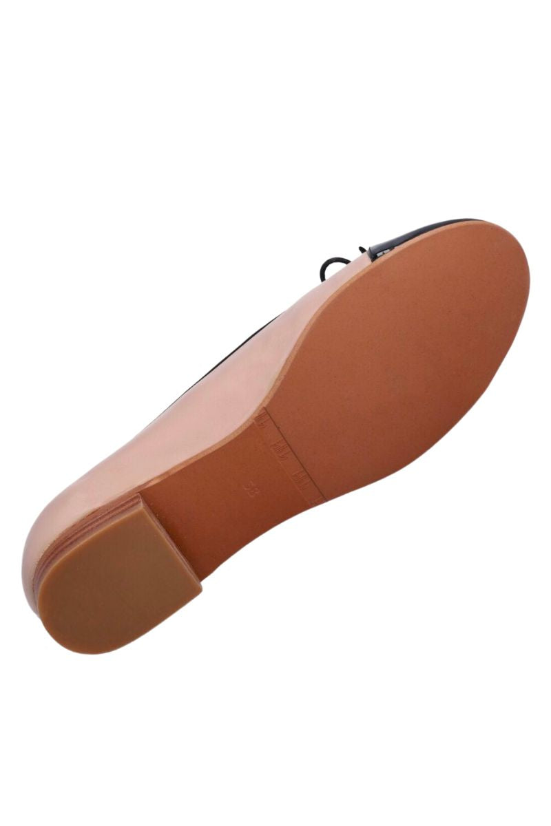 A6021 | Black patent/beige nappa 272 | Ballerina fra Billi Bi