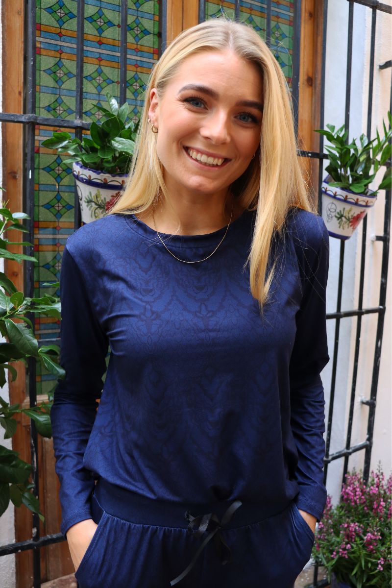 Alma Ls U Tshirt | Navy Lala | Bluse fra Liberté