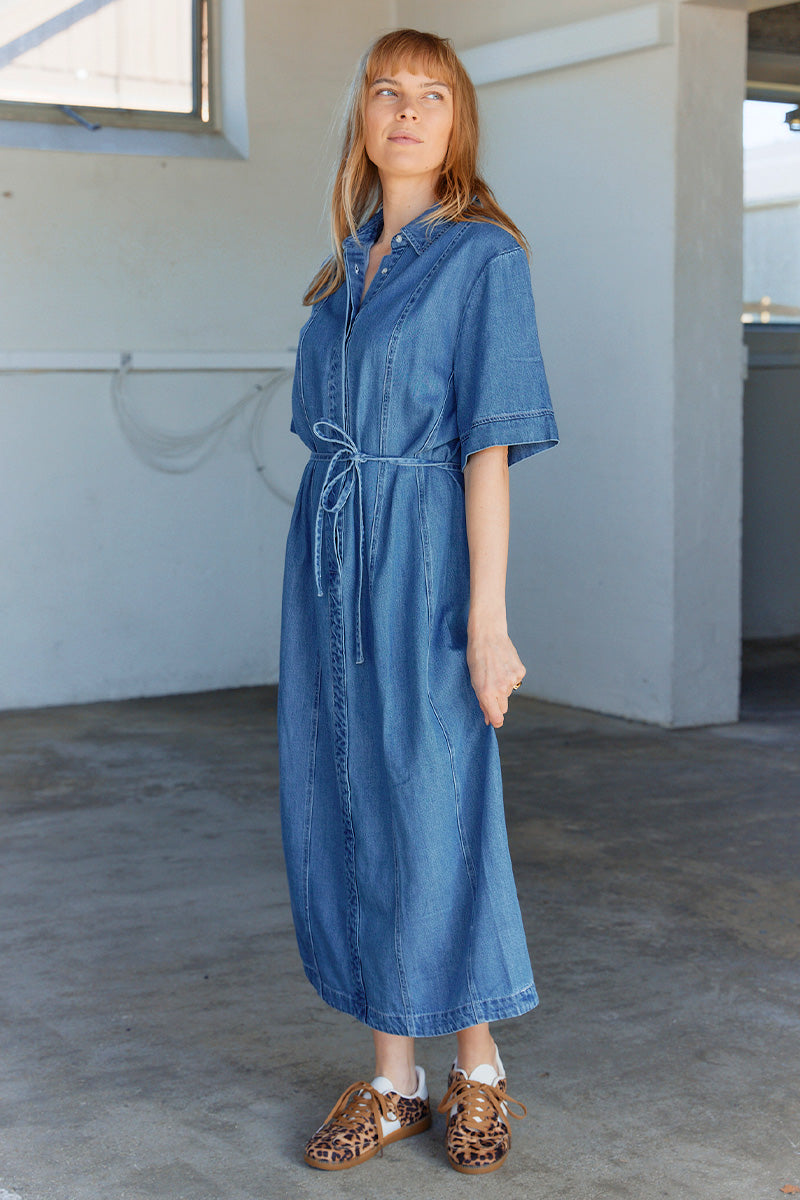 Agnes Midi Dress | Blå | Kjole fra Statebird