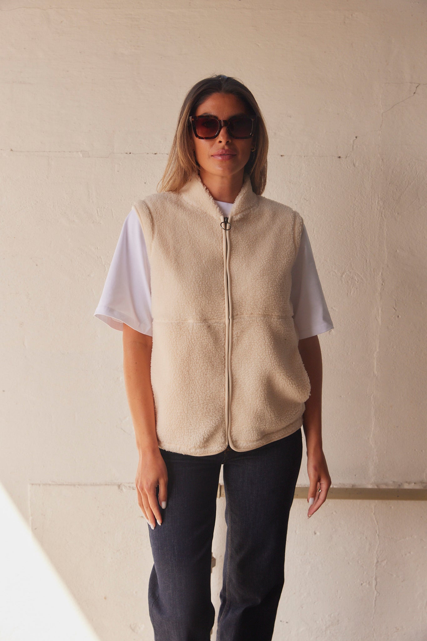Ada Waistcoat | Creme | Teddy vest fra French Laundry