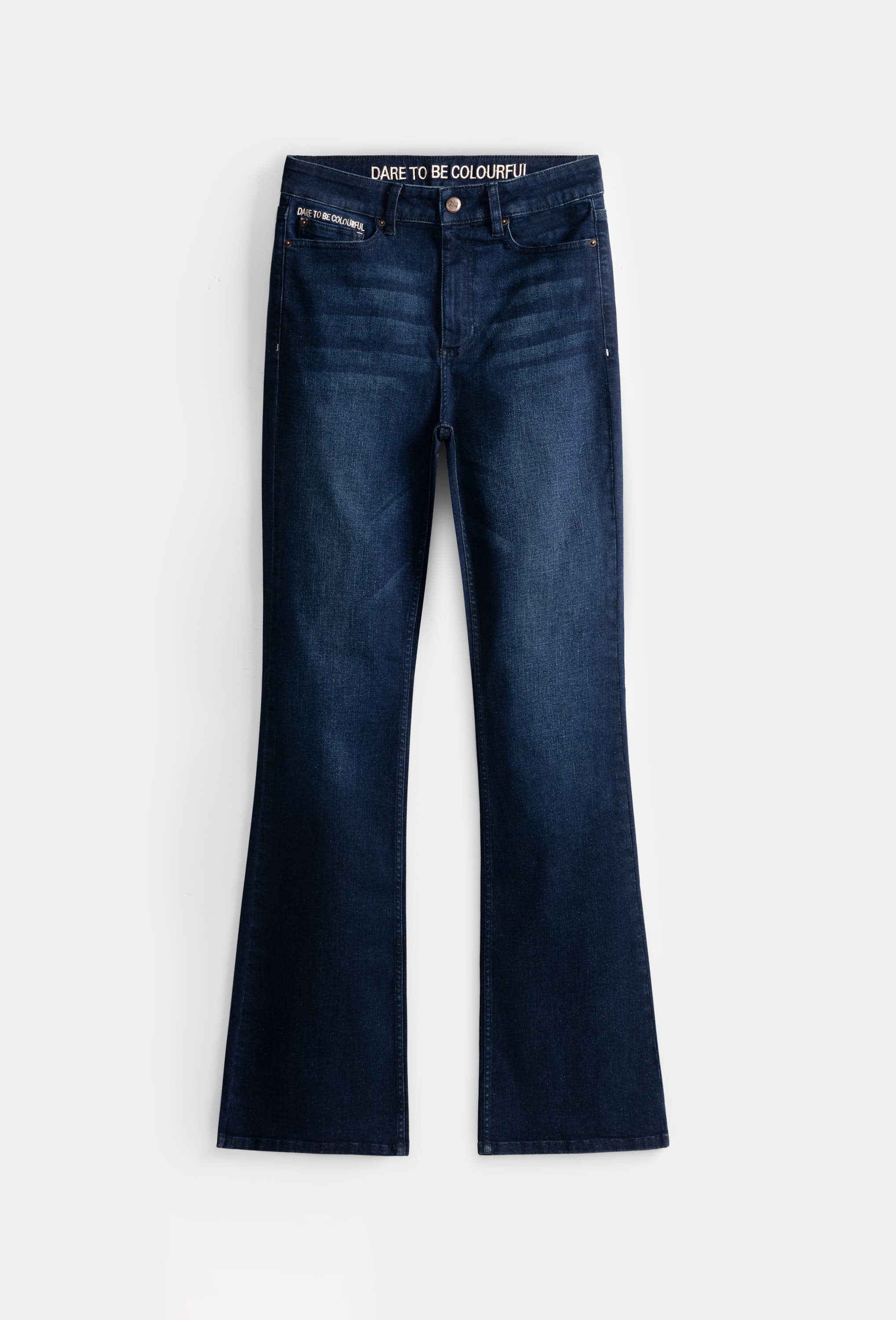 JEANS – ESMEE FLARE MØRK BLÅ | TRENDY HØYMIJE DENIM MED BREDBEN
