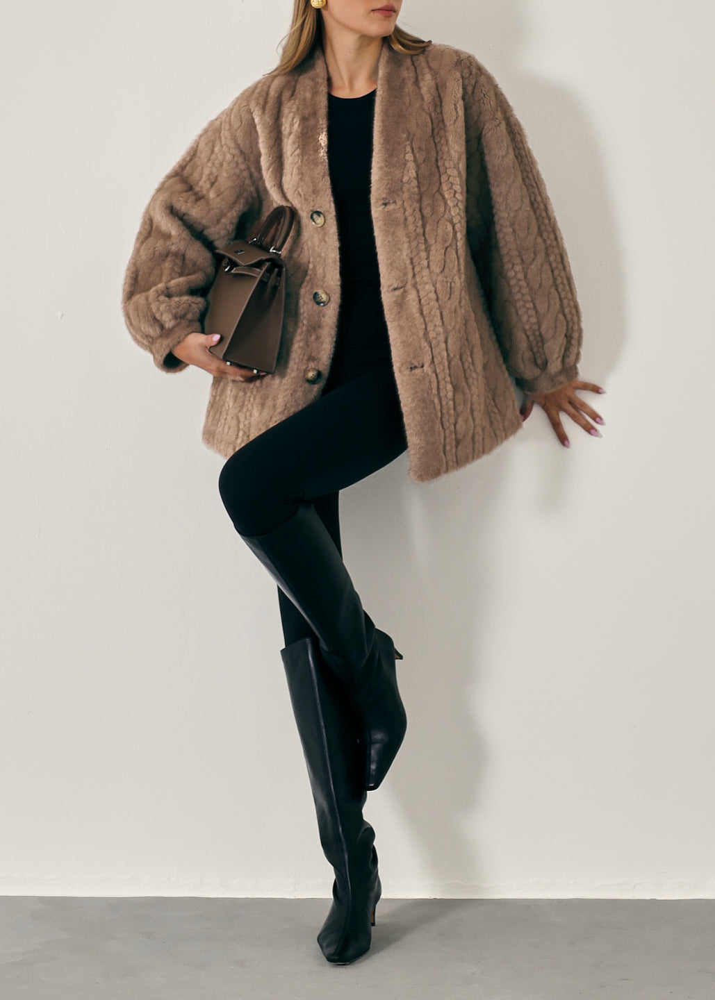 Vail Chic Pels Cardigan-Kåpe | Trøffel