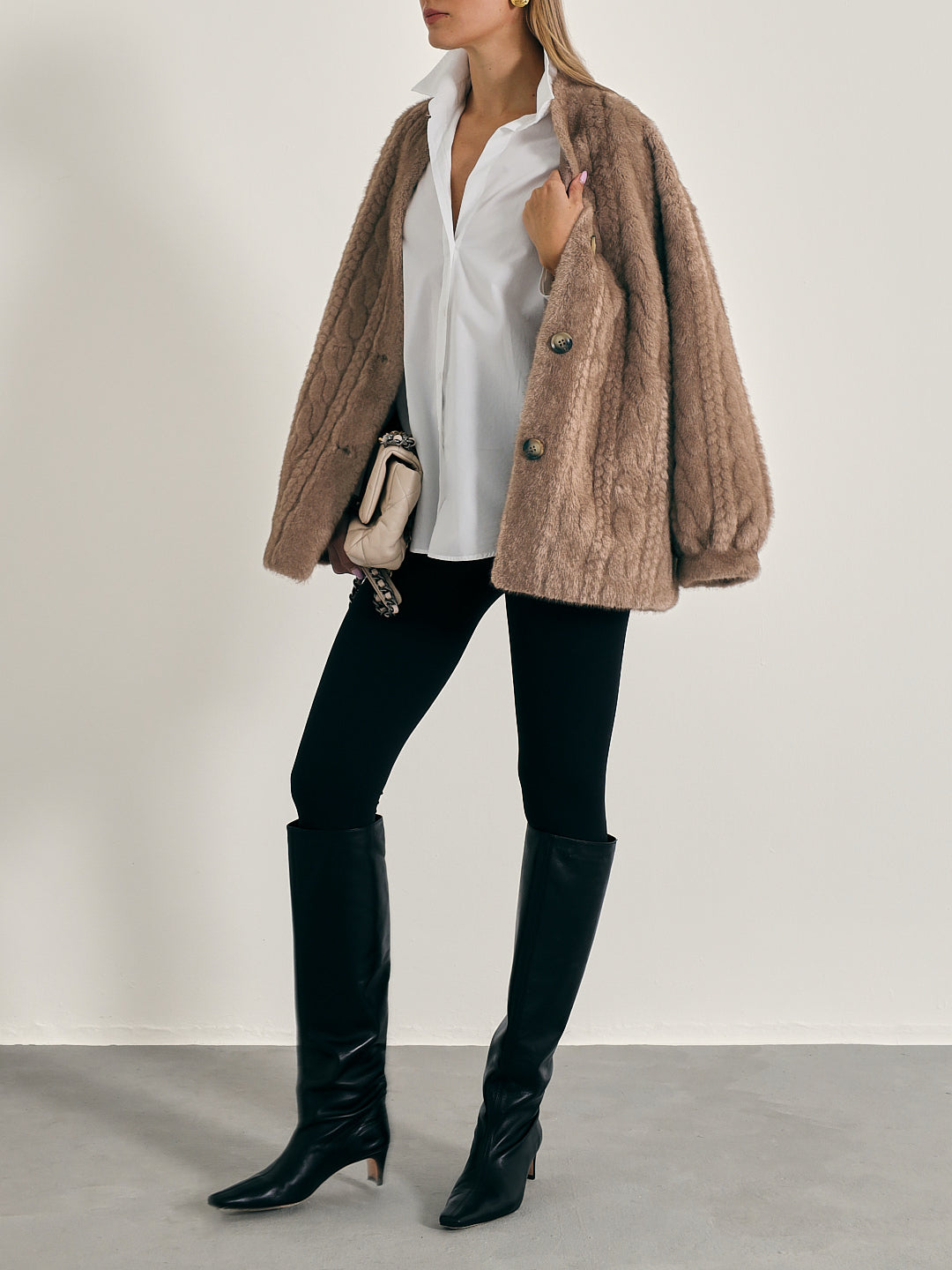 Vail Chic Pels Cardigan-Kåpe | Trøffel