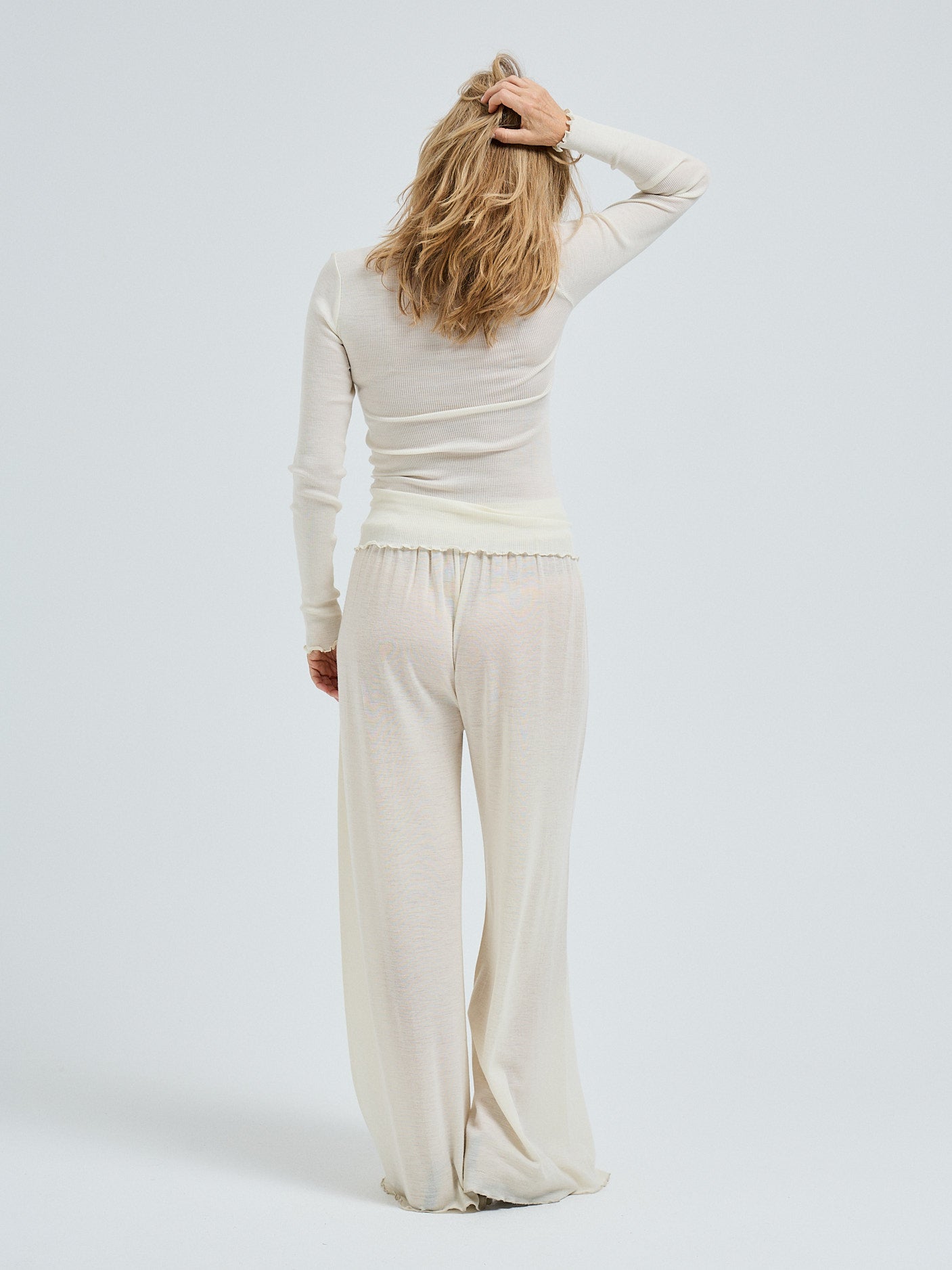 WOOLY LANGERMET | ULL &amp; SILKE – OFFWHITE | LUKSURIØS CHIC BASELAYER FOR DAME