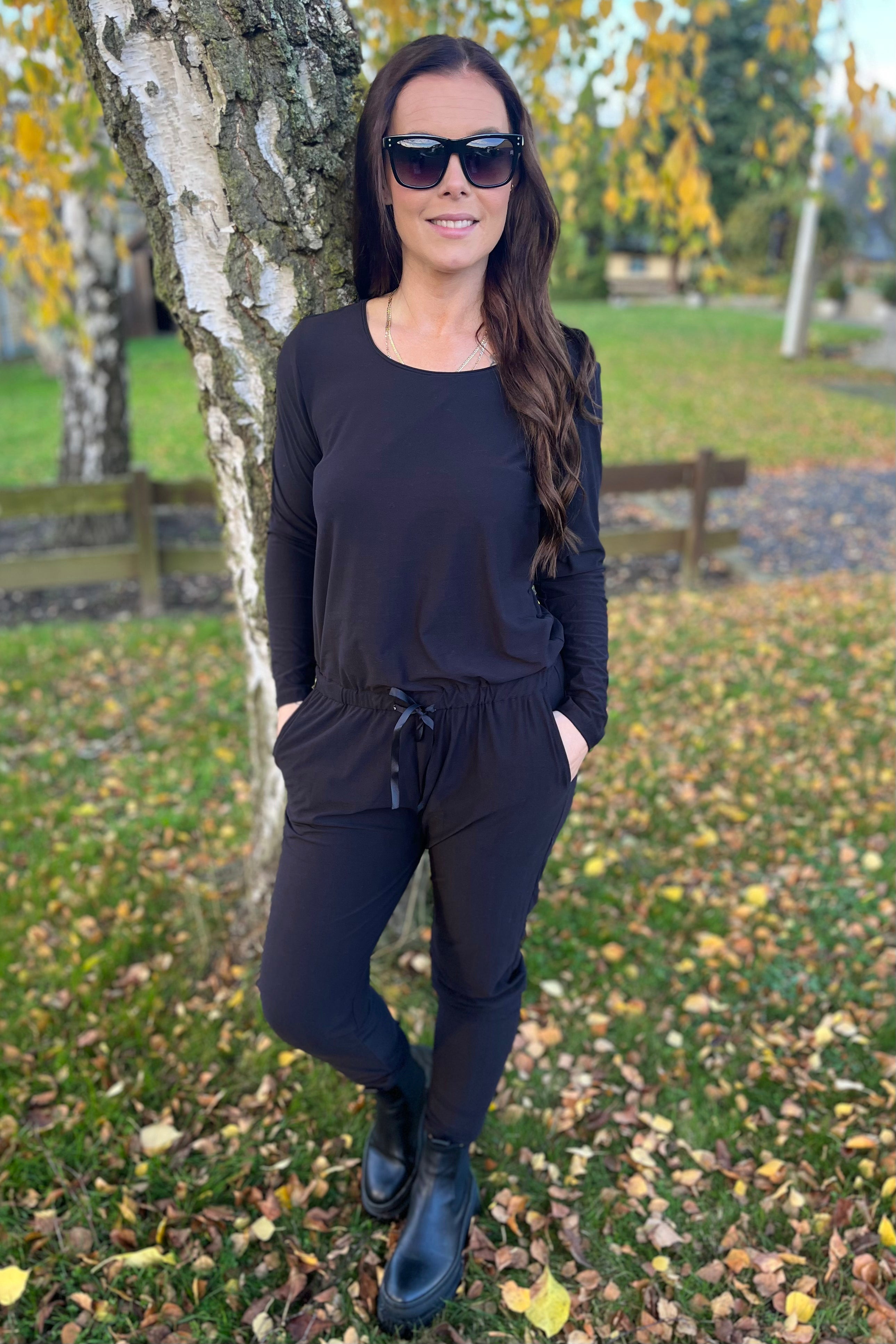 Alma LS Jumpsuit | Black | Buksedragt fra Liberté