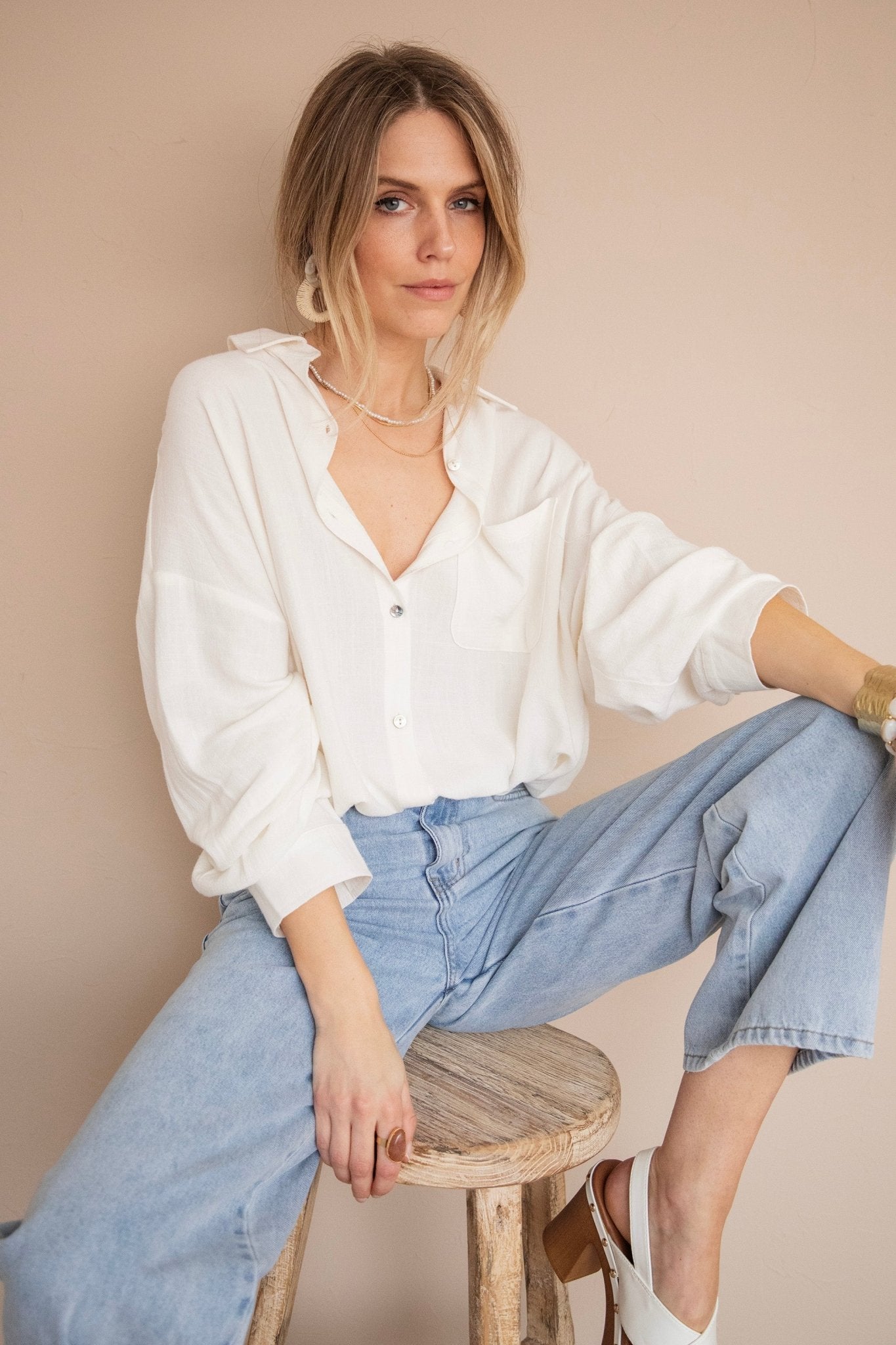LØS LINBLUSE – BEIGE | OVERSIZE TRENDY SOMMERBLUSSE