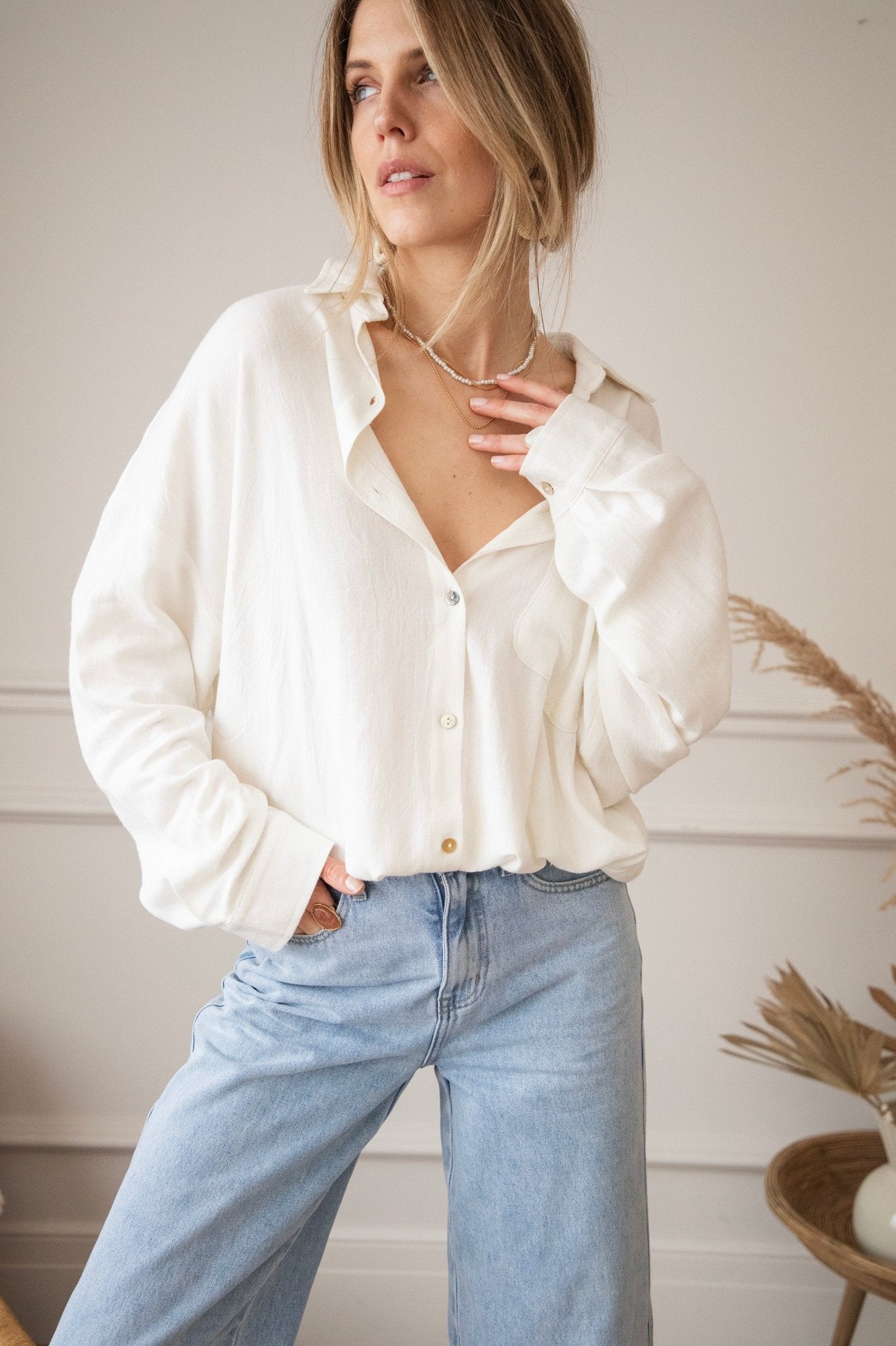 LØS LINBLUSE – BEIGE | OVERSIZE TRENDY SOMMERBLUSSE