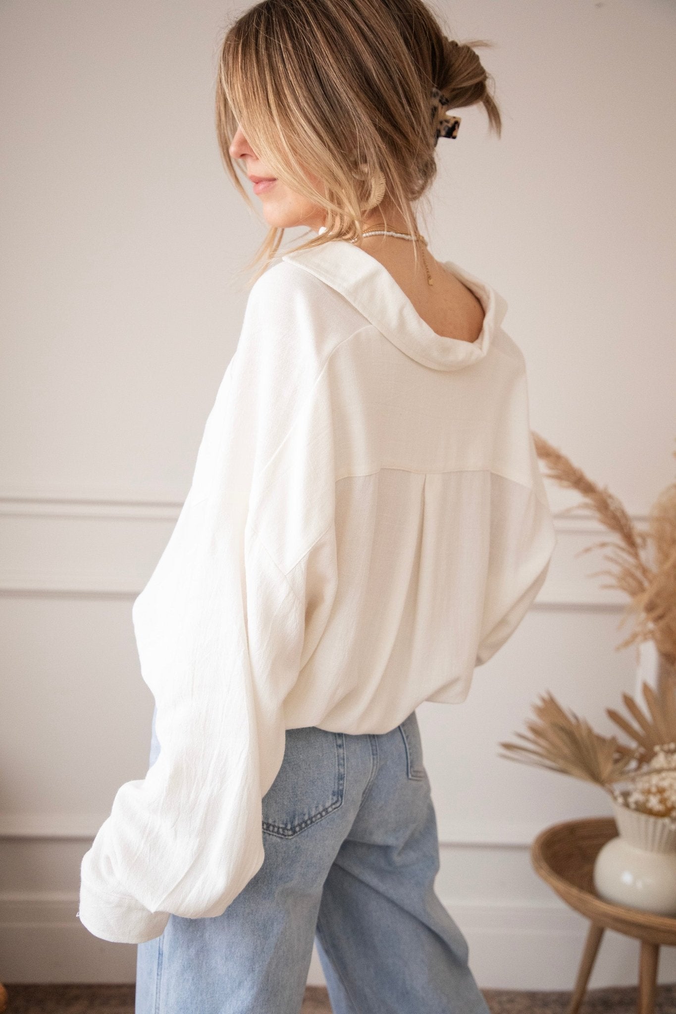 LØS LINBLUSE – BEIGE | OVERSIZE TRENDY SOMMERBLUSSE