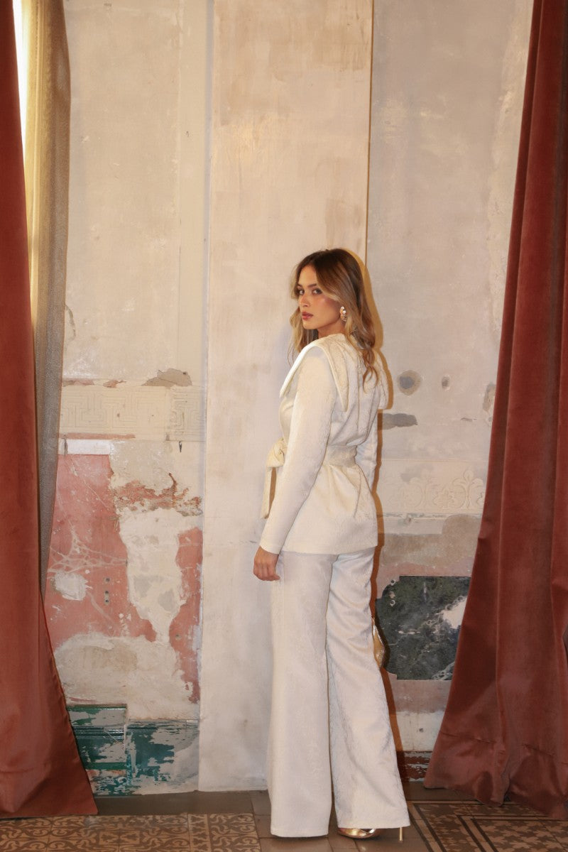 Traije Alfi | trendy chic damedrakt / buksesett